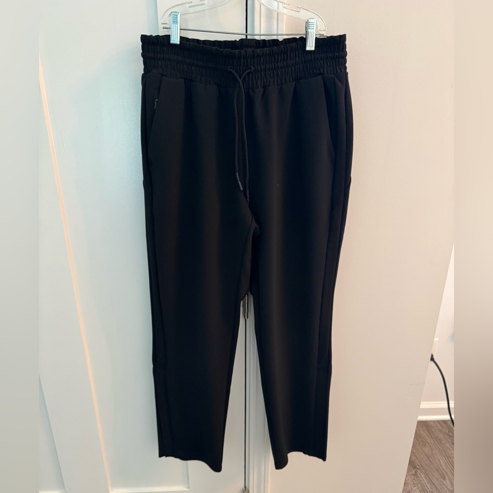 Athleta Metropolis Black Straight Leg Pant